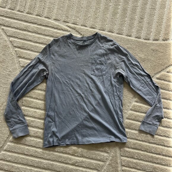 Women's Vineyard Vines Light Blue Long Sleeve T-Shirt with Pocket, in size XL - Picture 1 of 6